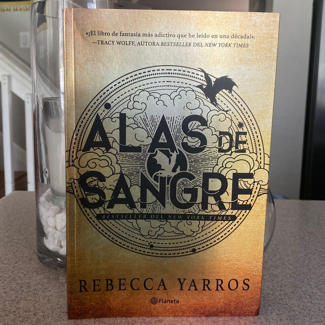 Alas De Sangre (The Fourth Wing) Spanish Edition by Rebecca Yarros,  Paperback