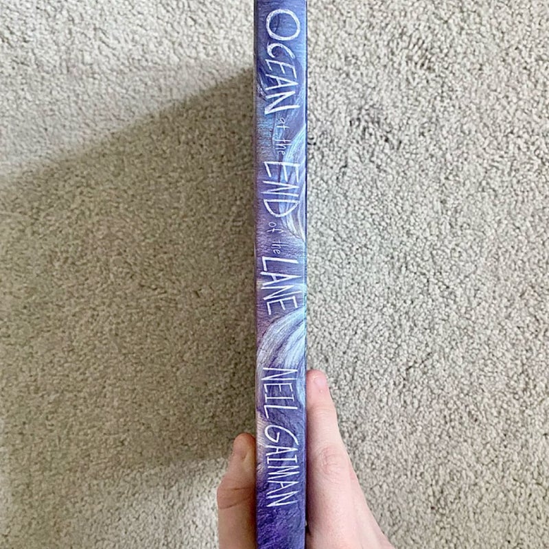 [SIGNED] The Ocean at the End of the Lane - Litjoy Exclusive illustrated edition