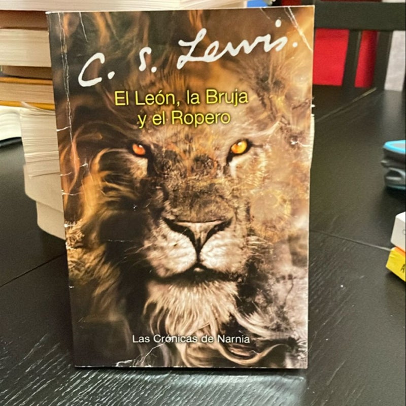 El león, la Bruja y el Ropero