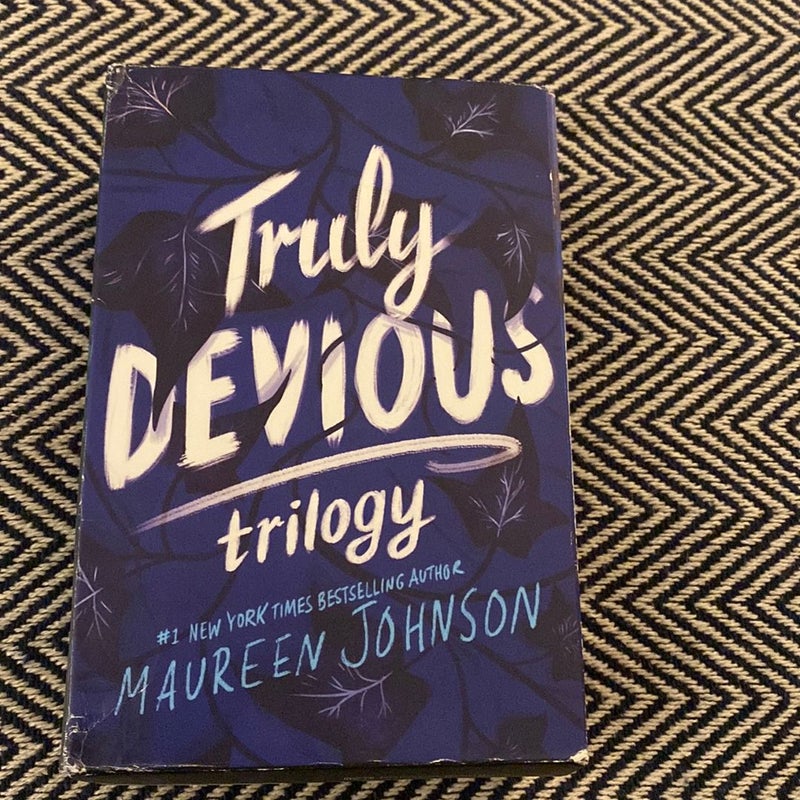 Truly Devious 3-Book Box Set