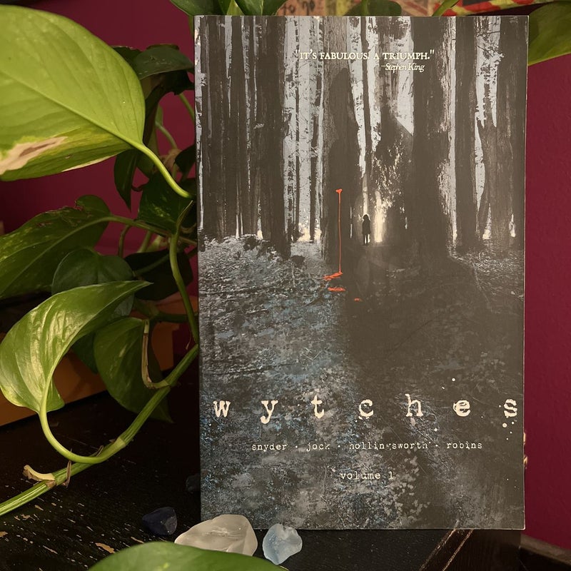 Wytches Volume 1