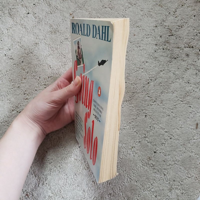 Going Solo (Roald Dahl's Autobiography book 2)
