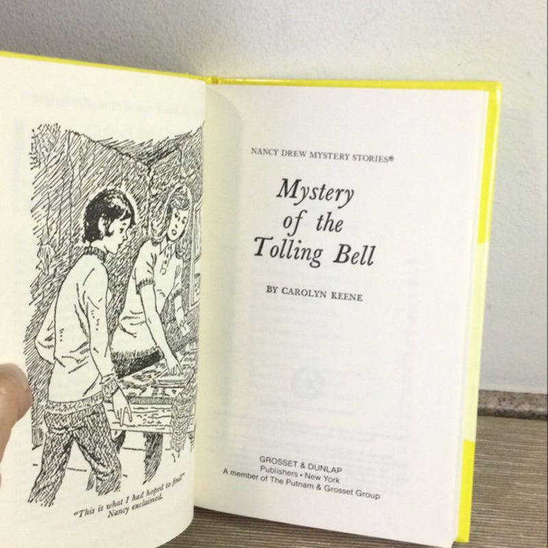 Nancy Drew 23: Mystery of the Tolling Bell