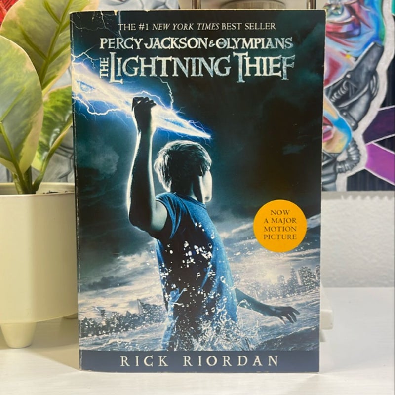 Percy Jackson and the Olympians, Book One the Lightning Thief (Movie Tie-In Edition)