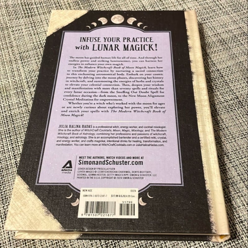 The Modern Witchcraft Book of Moon Magick