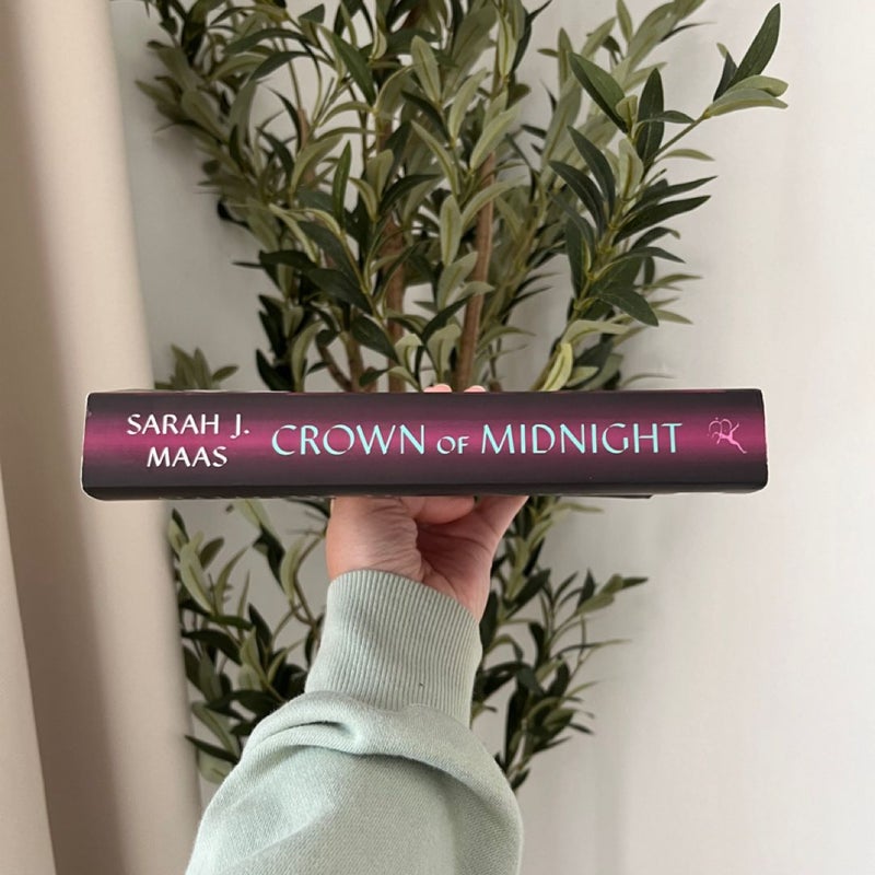 crown of midnight - throne of glass