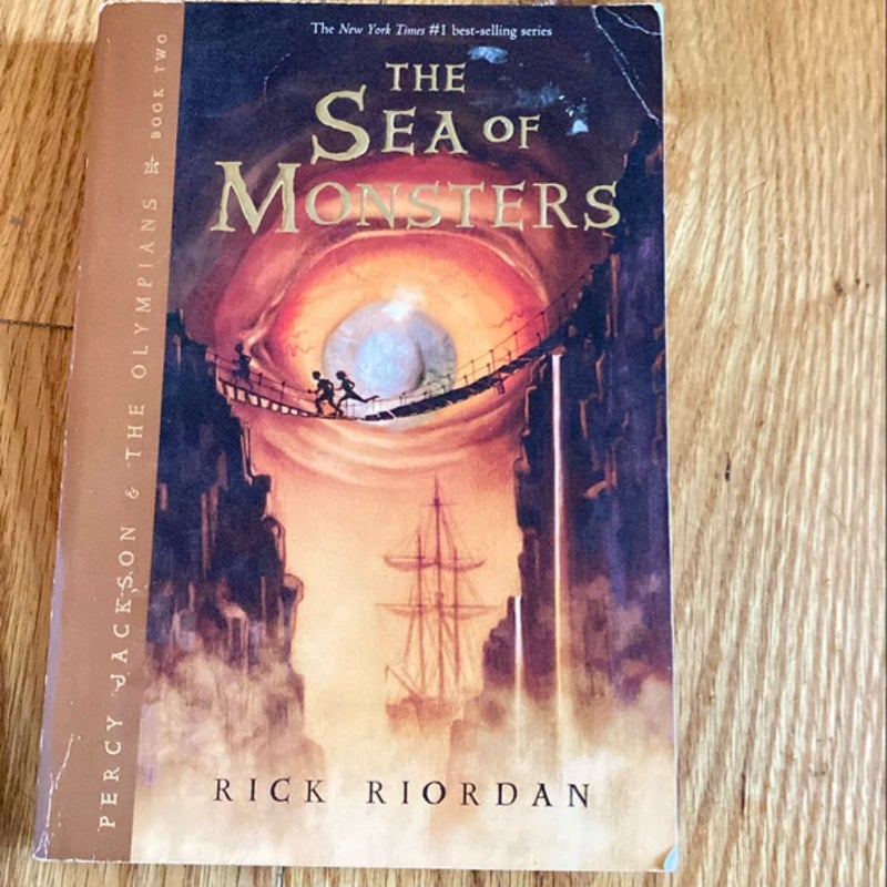 Percy Jackson and the Olympians, Book Two the Sea of Monsters (Percy Jackson and the Olympians, Book Two)