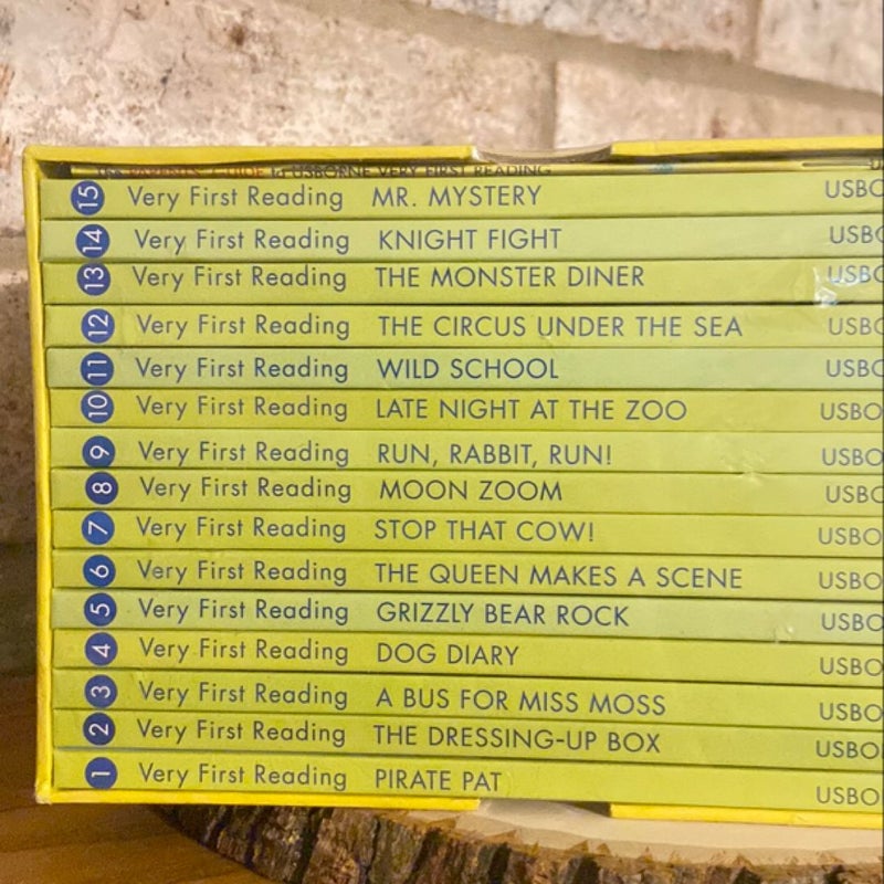 Usborne Very First Reading Boxed Set