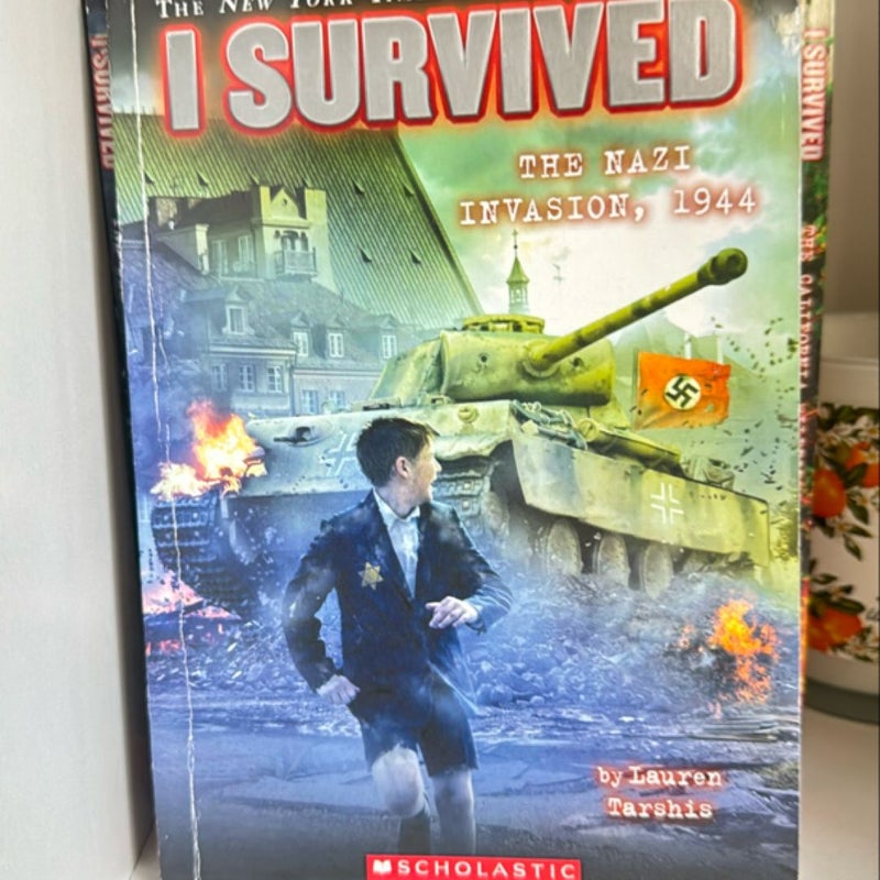 I survived(17 book bundle)