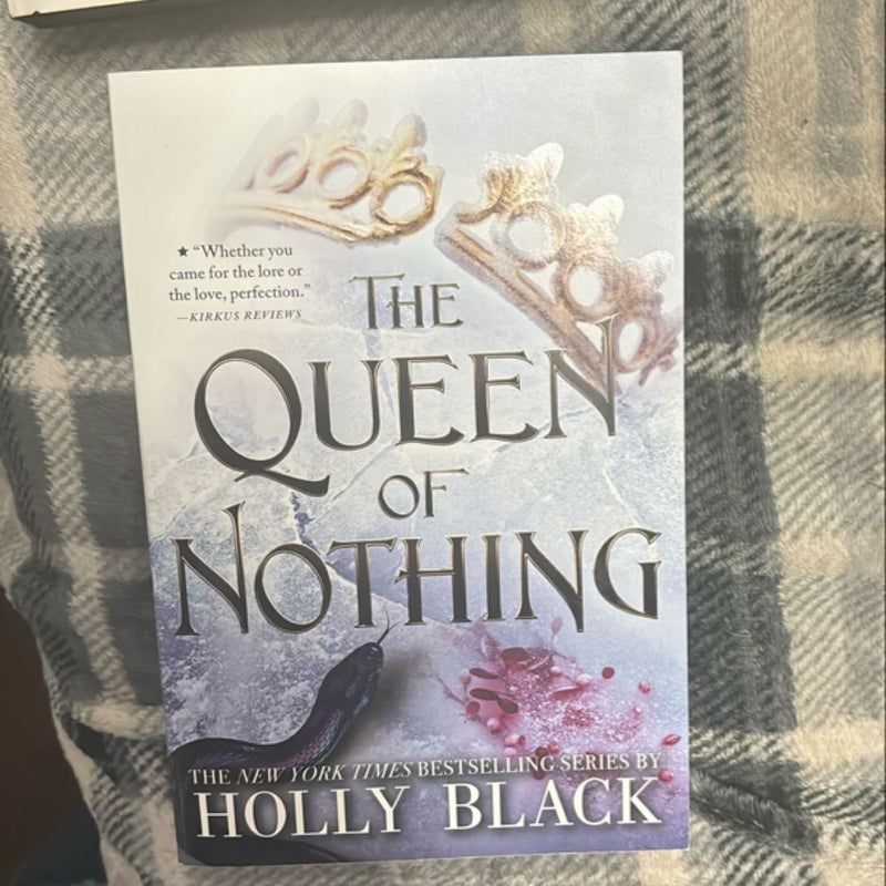 The Queen of Nothing (Gold and black sprayed edges) 
