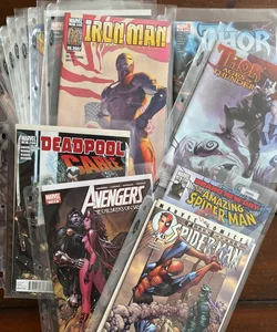 Marvel Comic Books Set of 17 (Post-2000)