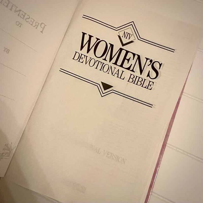 Women's Devotional Bible