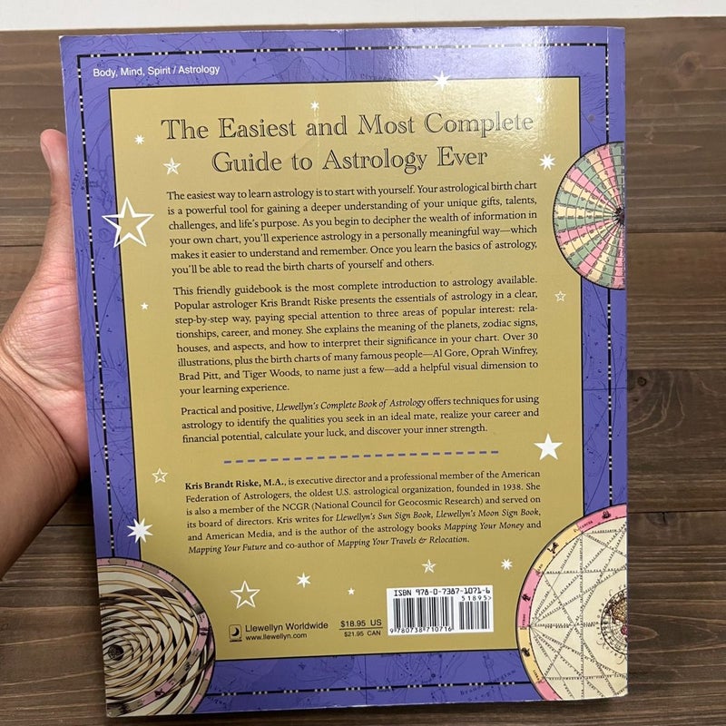 Llewellyn's Complete Book of Astrology