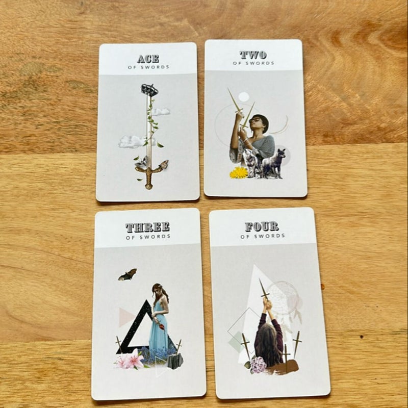 Gold Lyre Tarot