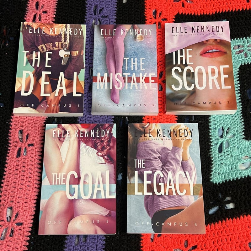 The Complete off-Campus Series Set by Elle Kennedy, Paperback