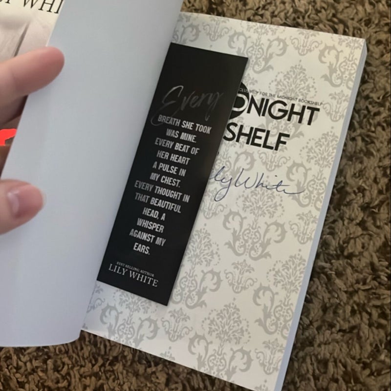 The Midnight Bookshelf Lily White