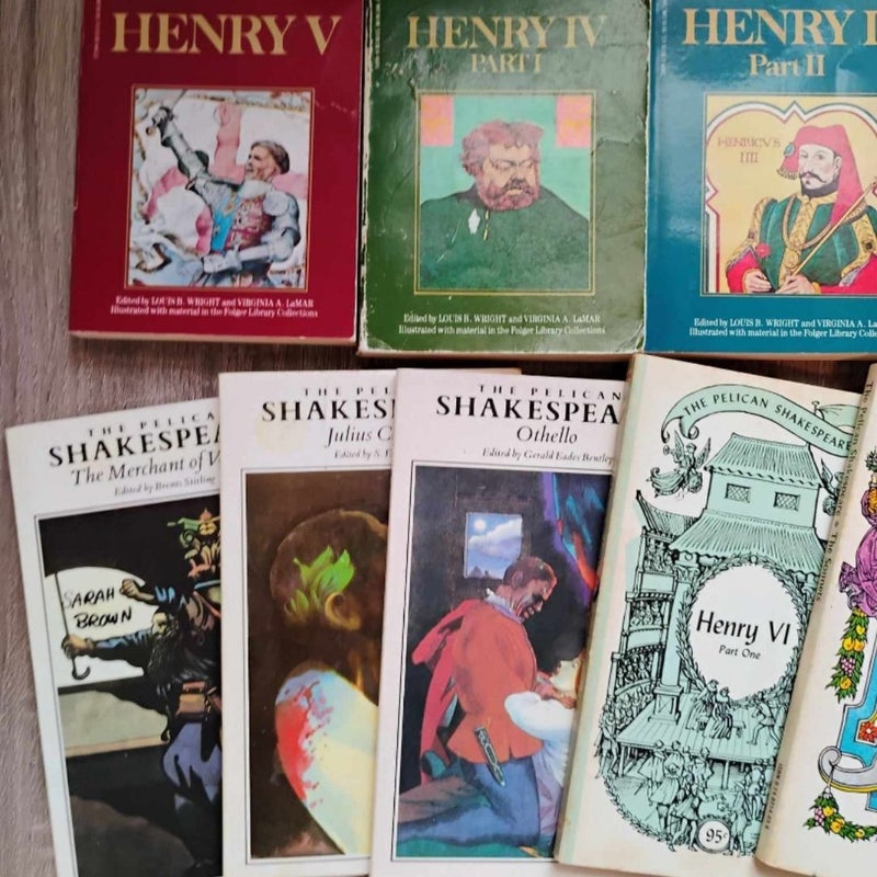 Lot Of Ten Vintage William Shakespeare Paperback Books