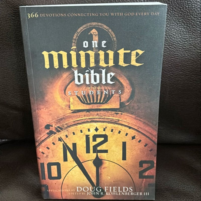 The HCSB One Minute Bible for Students, Trade Paper