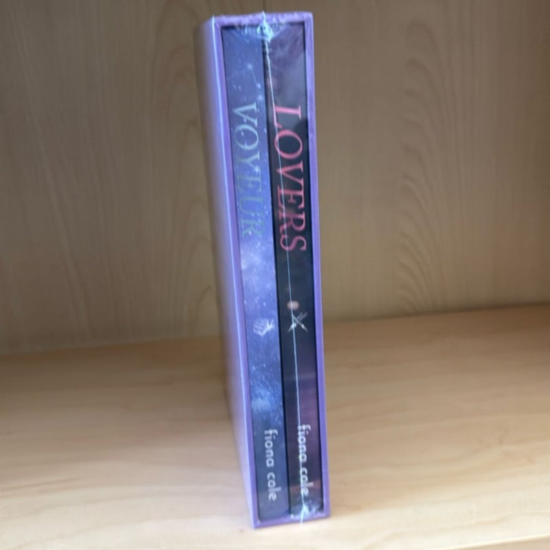 Lovers and Voyeur 