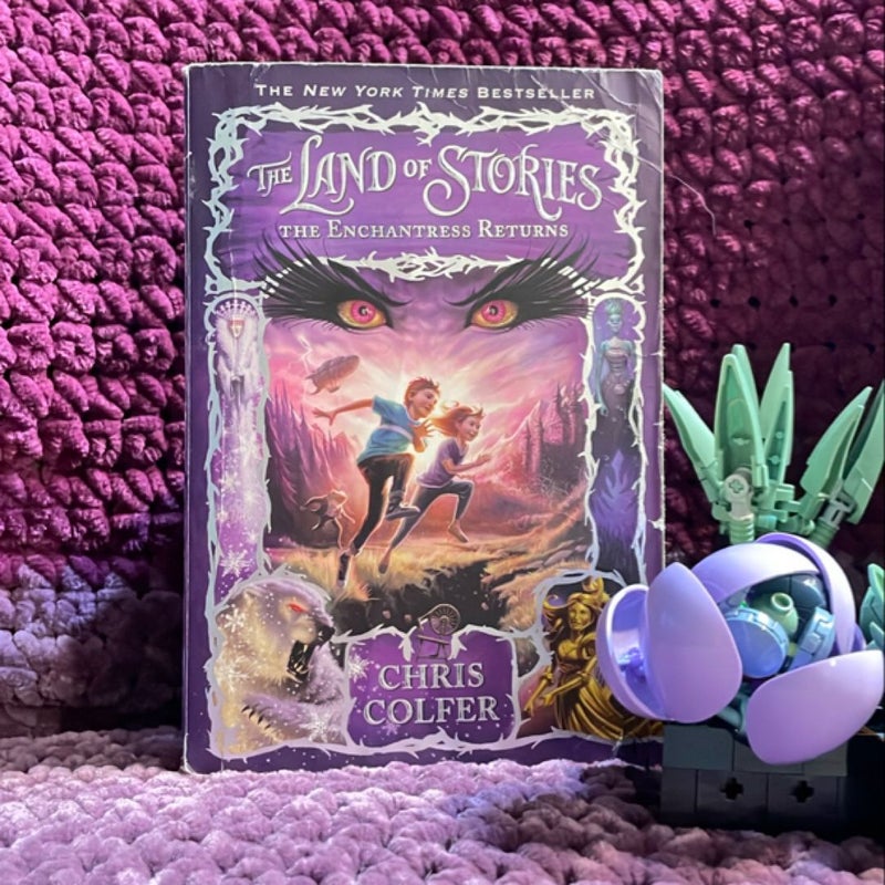 The Land of Stories: the Enchantress Returns