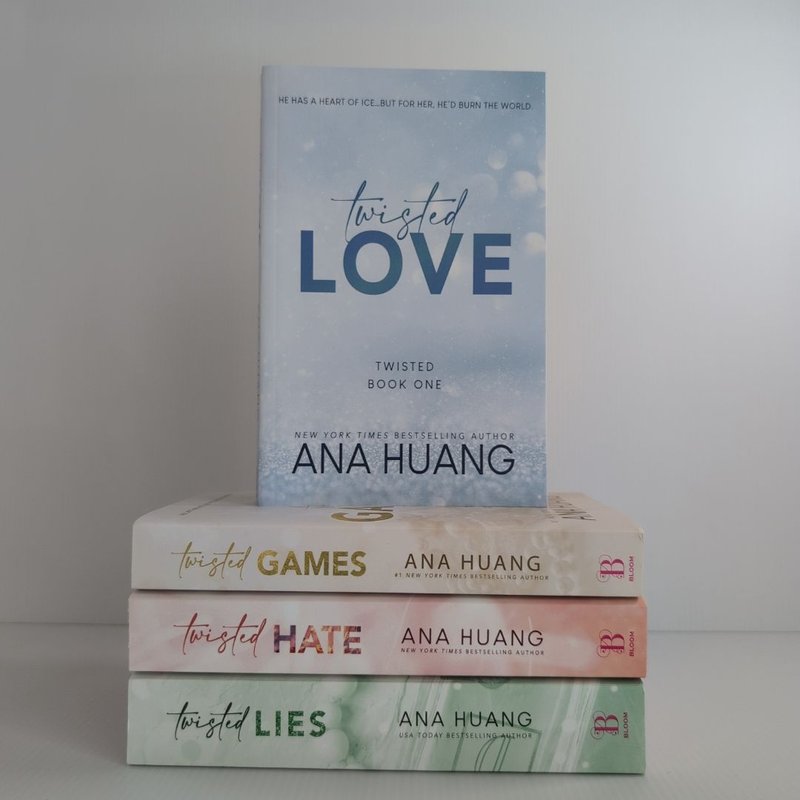 The Complete Twisted Series Set : Twisted Love / Twisted Games / Twisted Hate / Twisted Lies