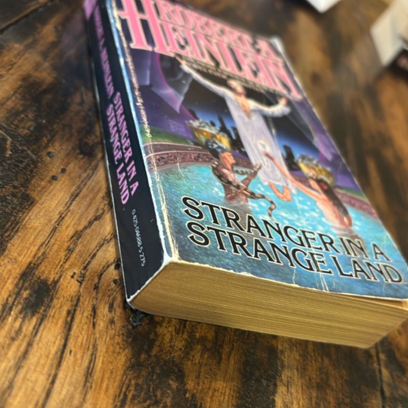 Stranger In a Strange Land (1982 Vintage Berkley Books 55th Printing)