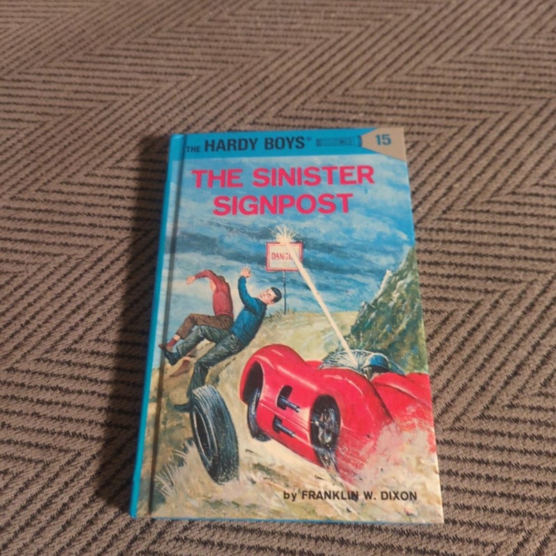 Hardy Boys 15: the Sinister Signpost