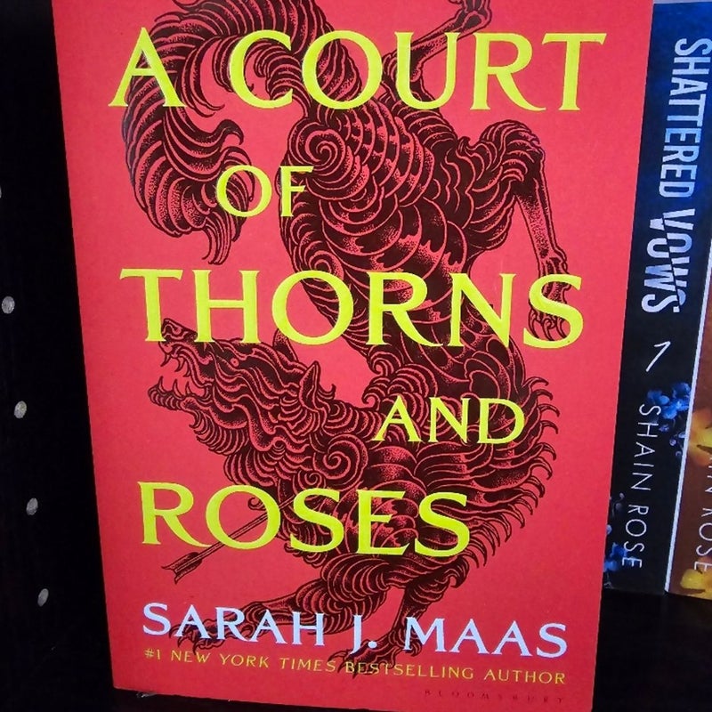 A Court of Thorns and Roses