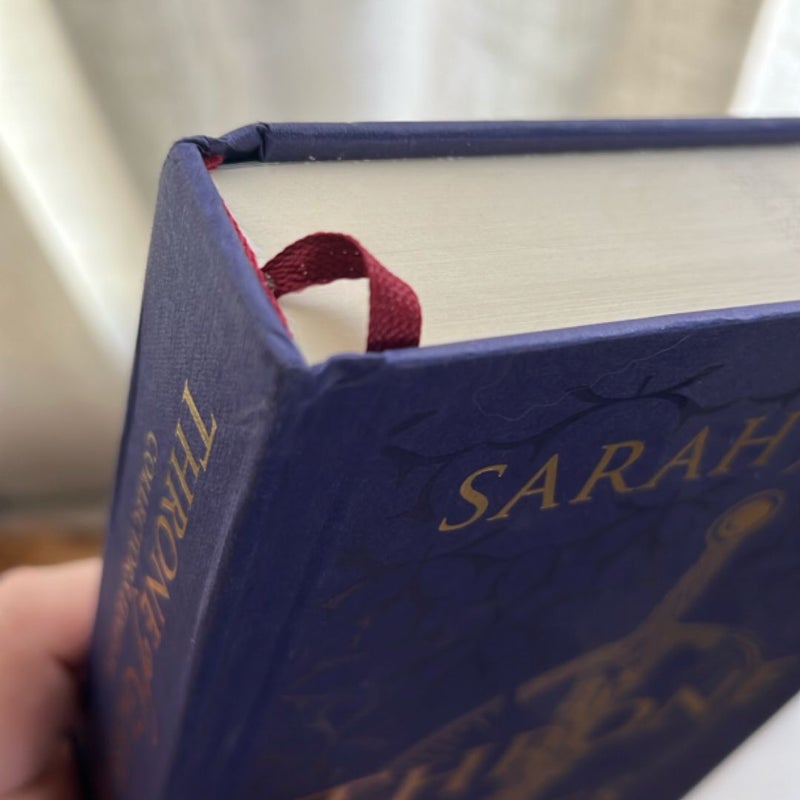Throne of Glass Collector's Edition
