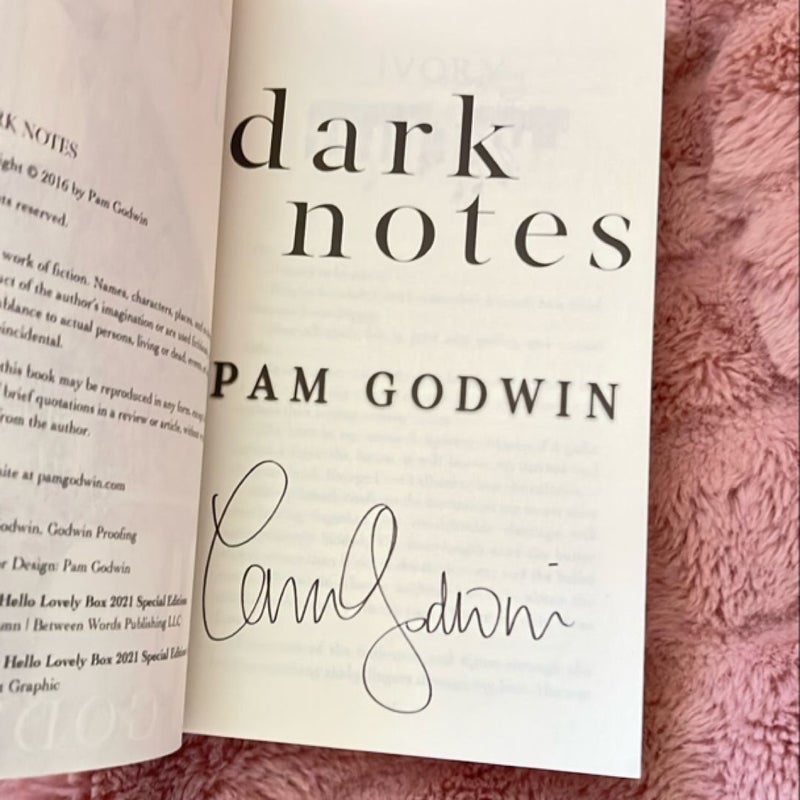 ✨SIGNED Dark Notes Special Edition