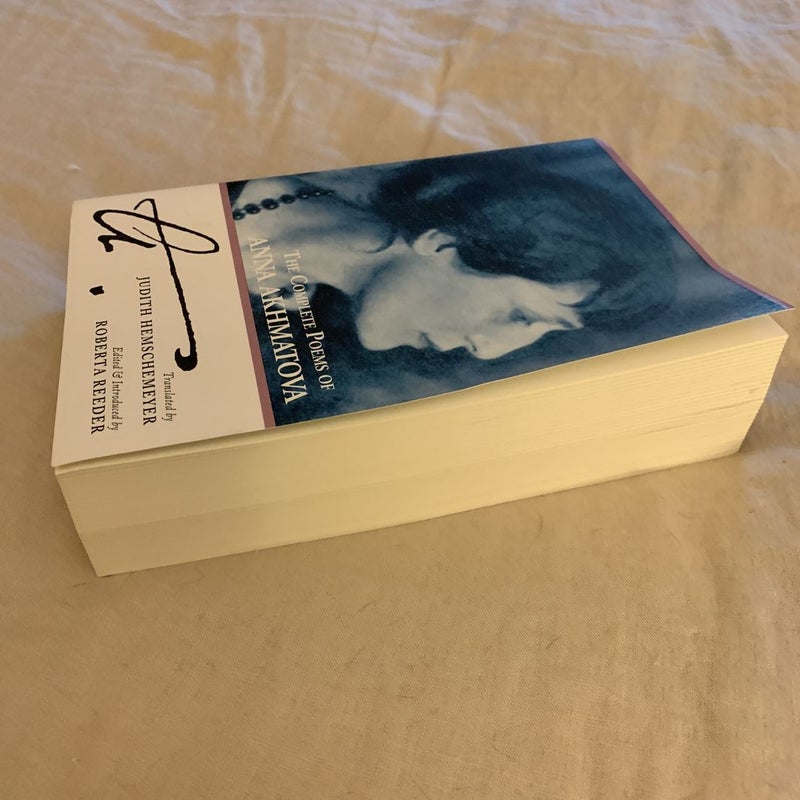 The Complete Poems of Anna Akhmatova