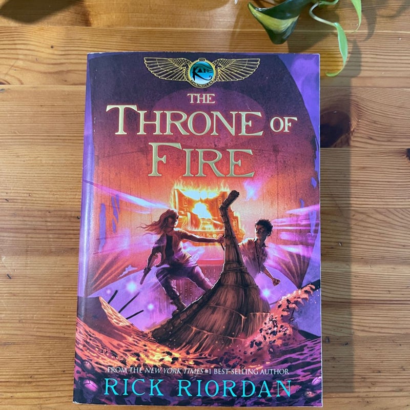 Kane Chronicles, the, Book Two the Throne of Fire