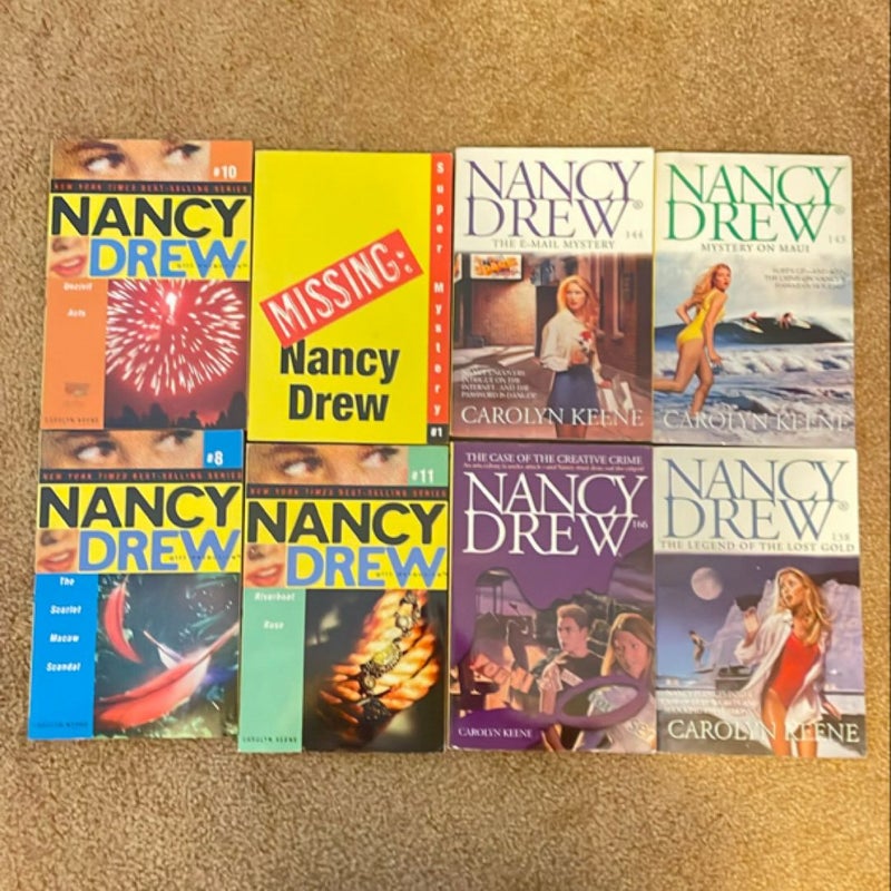 Nancy Drew Paperback Collection