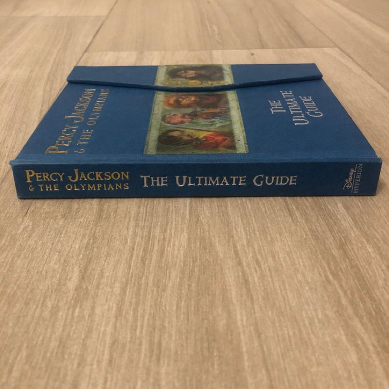 Percy Jackson and the Olympians-The Ultimate Guide + Trading Cards First Ed.