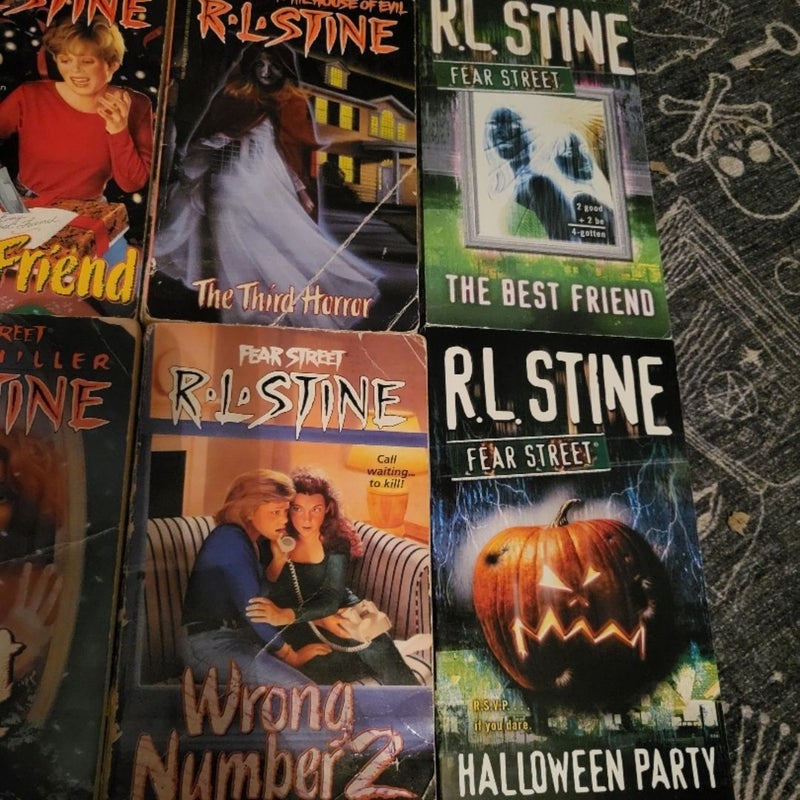 R.L. Stine Fear Street Book Bundle