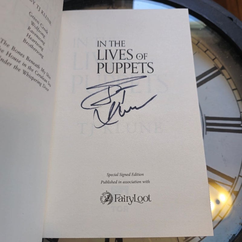 In the Lives of Puppets Signed Fairyloot Edition with Sprayed Edges