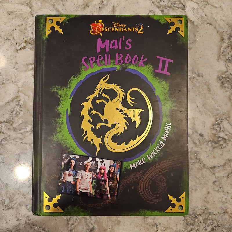 Descendants 2: Mal's Spell Book 2