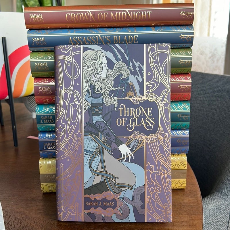 Throne of Glass Box Set— HARDCOVER, BRAND NEW, special edition OOP gold foil dust jackets