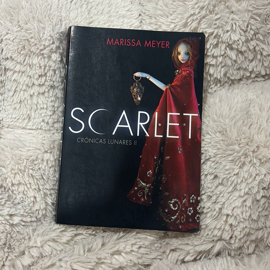 SCARLET (LAS CRÓNICAS LUNARES 2)