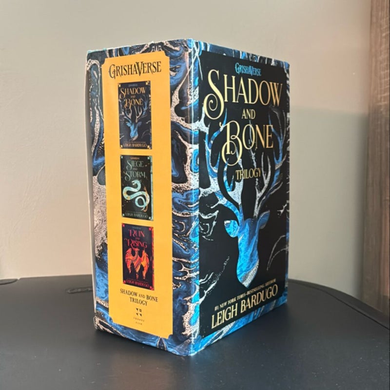 The Shadow and Bone Trilogy Boxed Set by Leigh Bardugo, Paperback ...