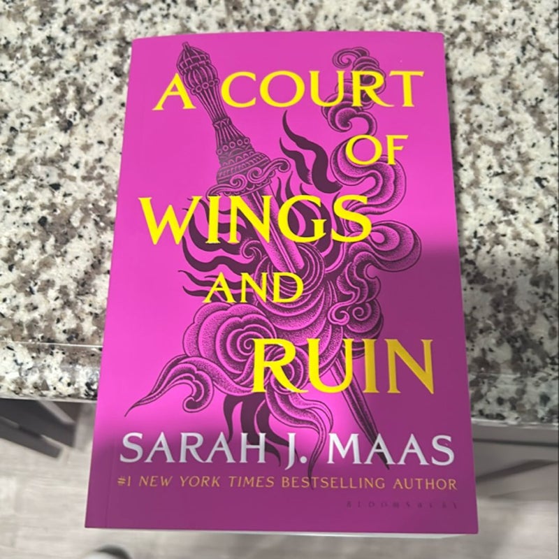 A Court of Wings and Ruin