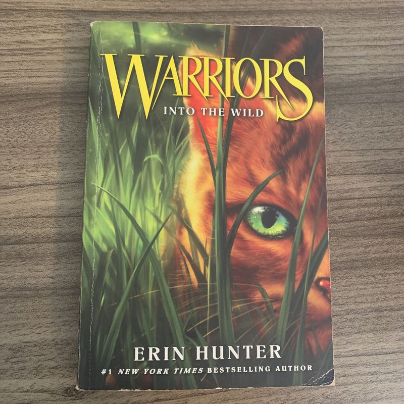 Into the Wild: Discover the Warrior cats, the bestselling children's  fantasy series of animal tales: Book 1 (Warriors) - Hunter, Erin:  9780007217878 - IberLibro