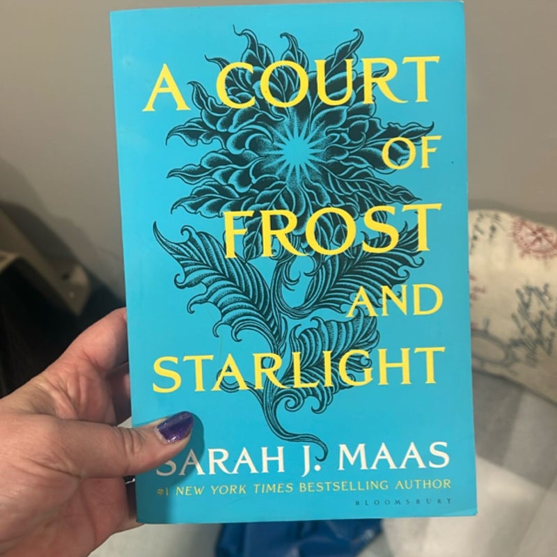 A Court of Frost and Starlight