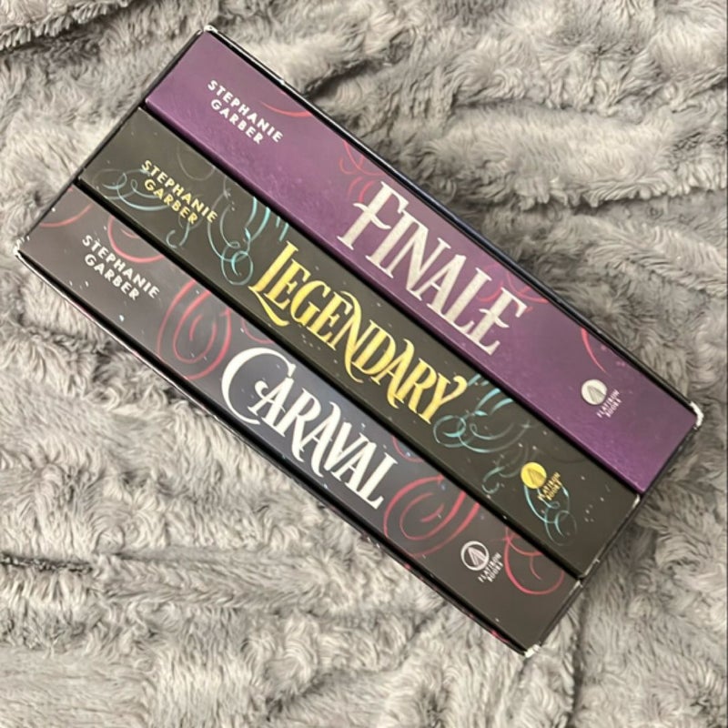 Caraval Paperback Boxed Set