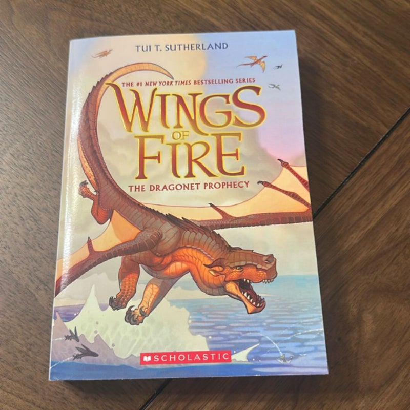 The Dragonet Prophecy (Wings of Fire #1)