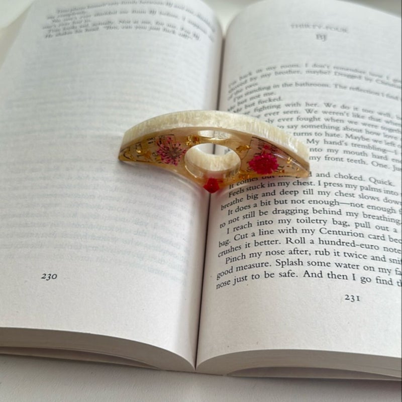 book/page/thumb holder - pearl + flowers 💐 