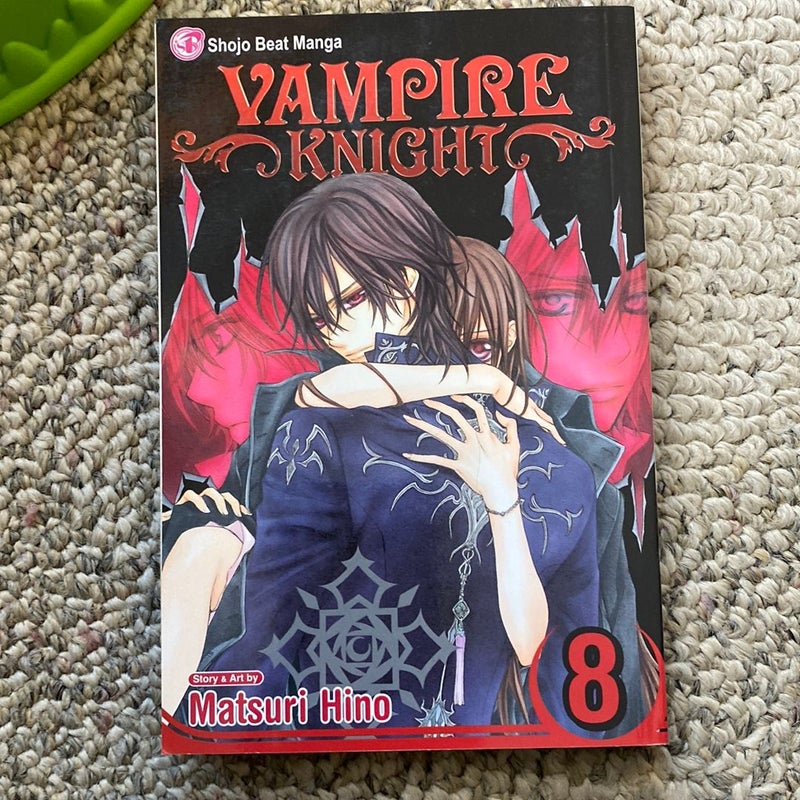 Vampire Knight, Vol. 8