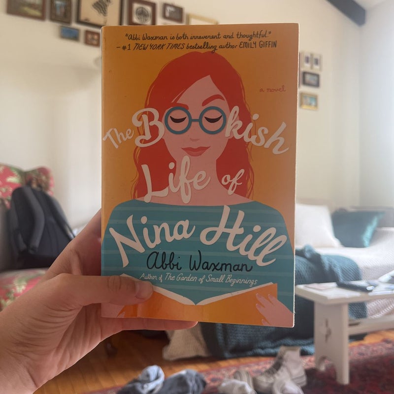 The Bookish Life of Nina Hill