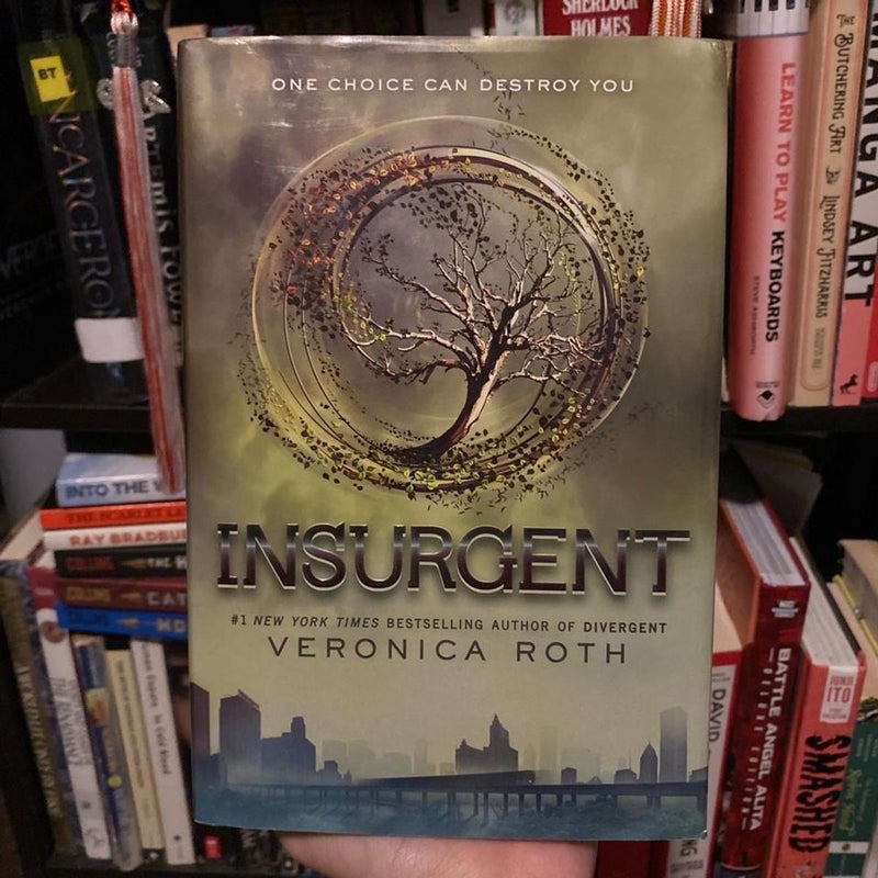Insurgent by Veronica Roth (Hardcover)