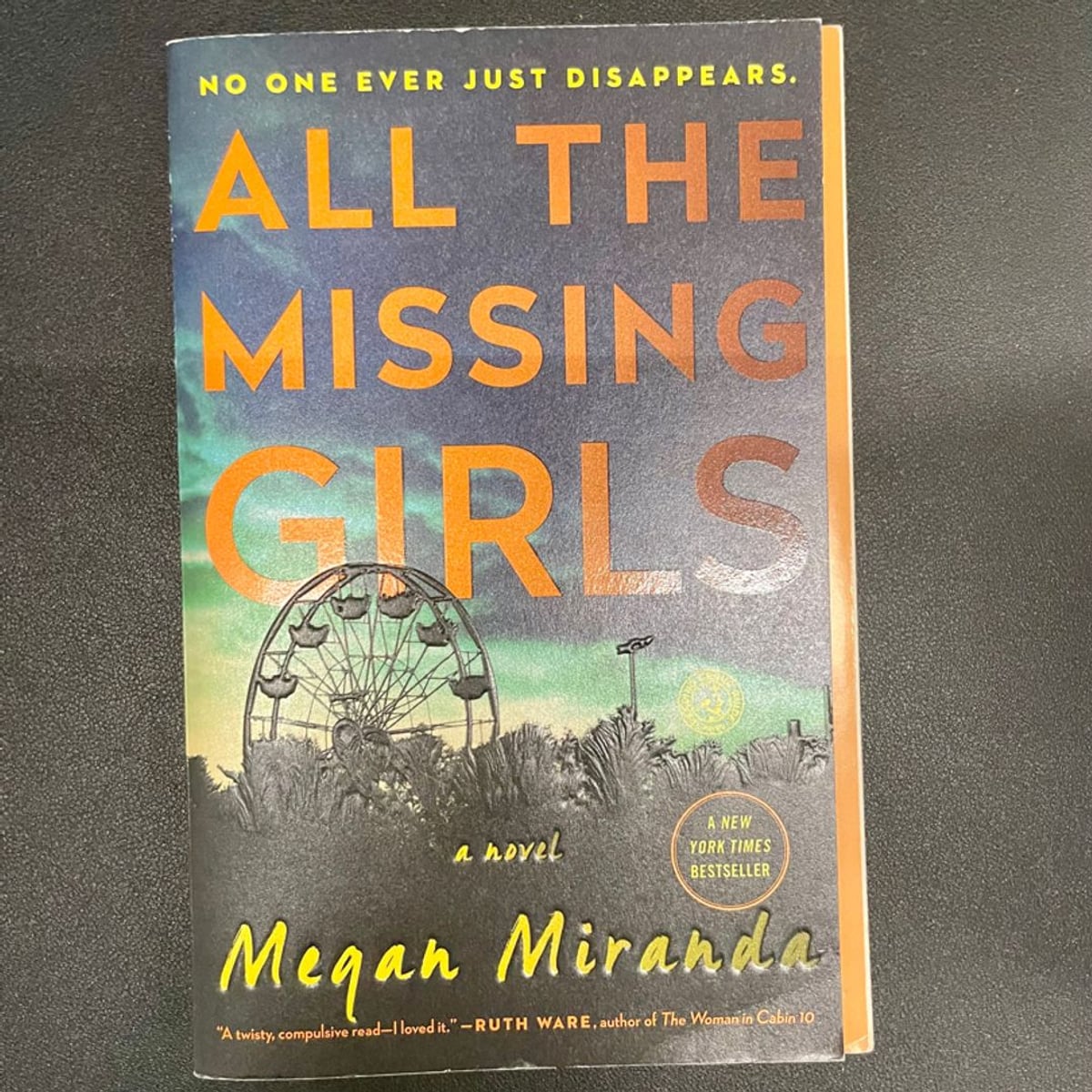 All the Missing Girls by Megan Miranda, Paperback Pangobooks